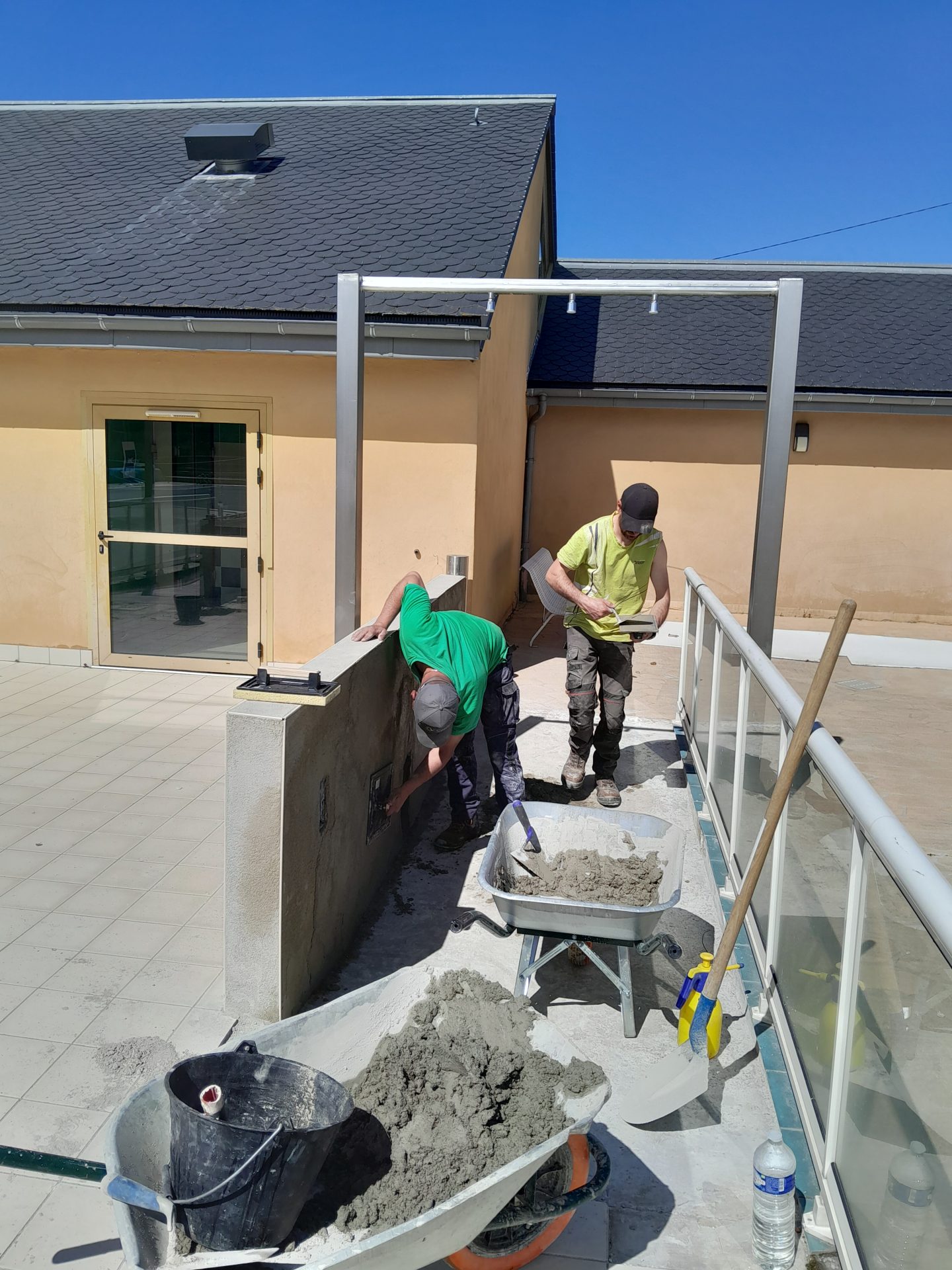 Lire la suite à propos de l’article Piscine municipale d’Argences en Aubrac : une réouverture prévue pour le 23 juin